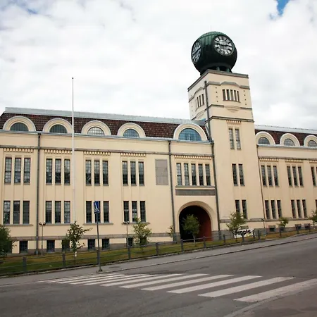 Jakobstad Central Stay Apartment